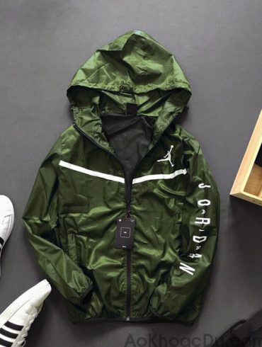 Áo Khoác Dù Có Túi Jordan